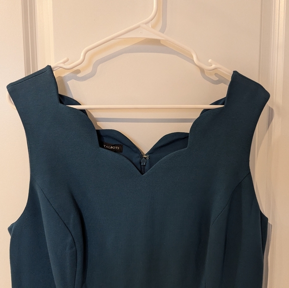 Talbots dress, scalloped neckline, blue/green color - Picture 4 of 4